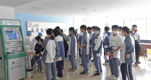 建水县人民医院有序开展2023年高考体检工作