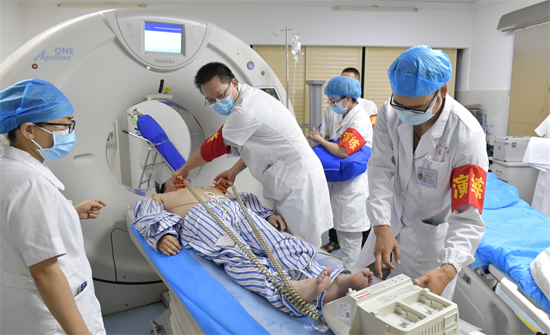 建水县人民医院开展住院患者跌倒多学科联合应急预案演练